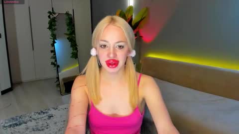 Snapshot of luna_beverly chatting on 21, 3, 2026 luna_beverly online show from 21, 3, 2026