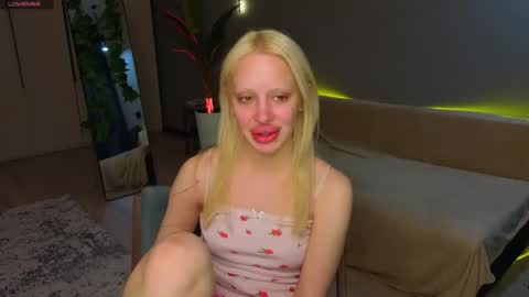 luna_beverly online show from 17, 5, 2026
