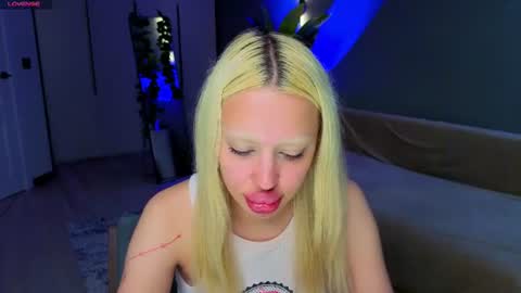 luna_beverly online show from 13, 6, 2026