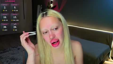luna_beverly online show from 7, 7, 2026