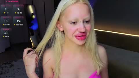 luna_beverly online show from 13, 7, 2026