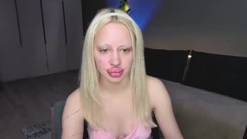 luna_beverly online show from 26, 7, 2026