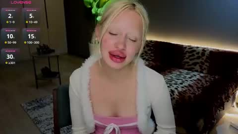 luna_beverly online show from 29, 7, 2026