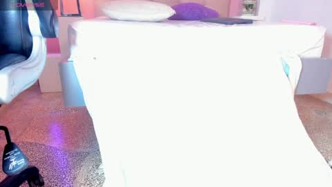 luna_bradley_ online show from 3, 5, 2026