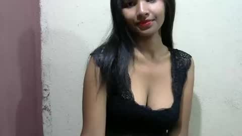 Snapshot of luna_cherry0 chatting on 10, 3, 2026 Laura online show from 10, 3, 2026