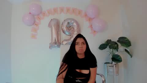 luna_cute14 online show from 21, 2, 2026