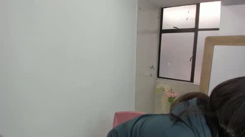 luna  online show from 1, 5, 2026