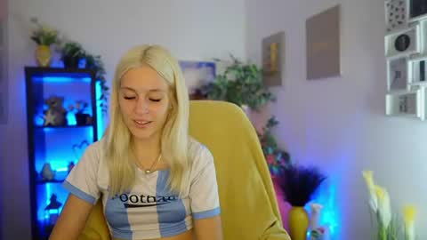 luna_grace18 online show from 30, 6, 2026