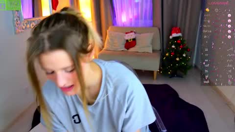 Snapshot of luna_helga chatting on 20, 12, 2025 Luna online show from 20, 12, 2025