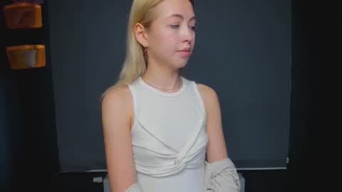 Snapshot of luna_helles chatting on 15, 1, 2026 Elizabeth online show from 15, 1, 2026