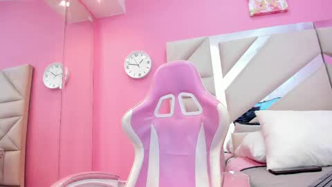 luna_hix online show from 1, 5, 2026