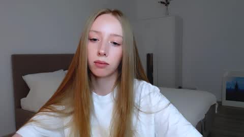 Luna online show from 25, 1, 2025