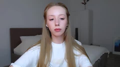 Luna online show from 19, 2, 2025