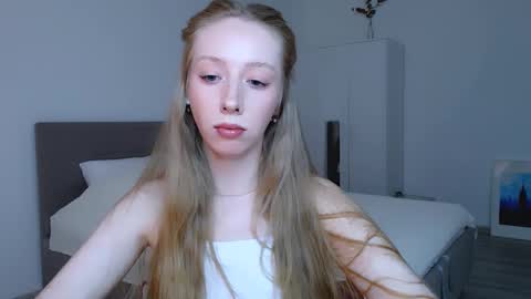 Luna online show from 20, 2, 2025