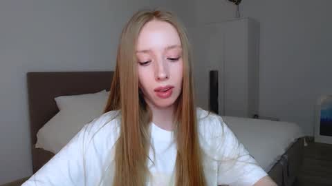 Luna online show from 27, 2, 2025