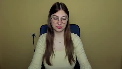 Luna online show from 28, 4, 2026
