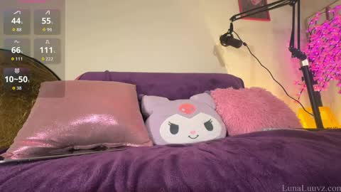 Luna Luuvz online show from 16, 4, 2026