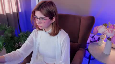 Snapshot of luna_ris chatting on 19, 3, 2026 Luna online show from 19, 3, 2026