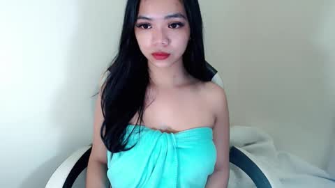 luna_whitedoll online show from 6, 5, 2026