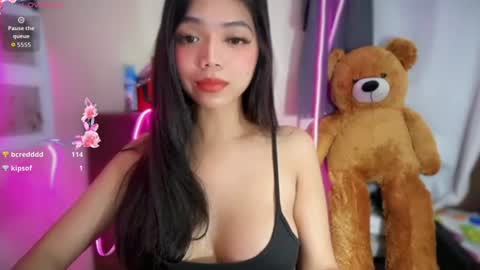 luna_whitedoll online show from 19, 7, 2026