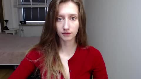L U N A  online show from 4, 5, 2026