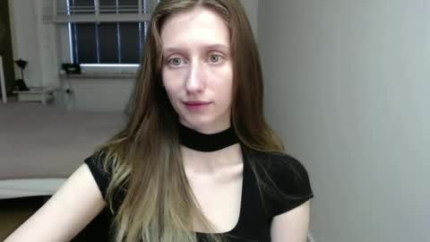 L U N A  online show from 6, 5, 2026