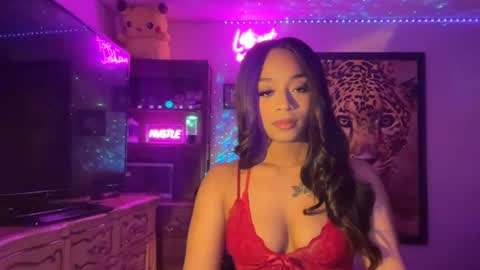 lunaa_11 online show from 24, 6, 2026