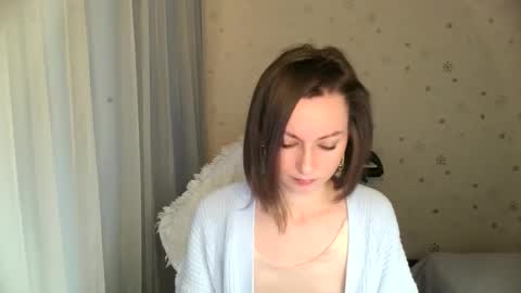 lunaa_bluee online show from 19, 11, 2025