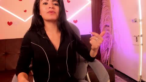 Luna  online show from 4, 5, 2026