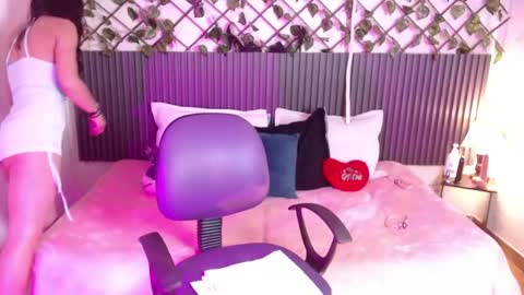 lunaaa_07 online show from 24, 4, 2026