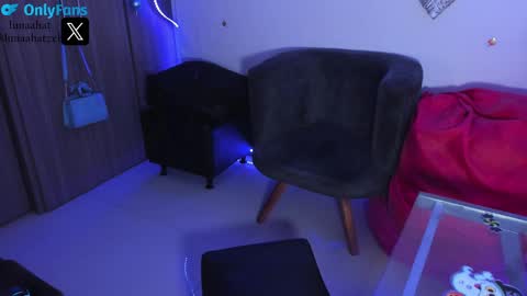 Luna Hatzel online show from 23, 1, 2025