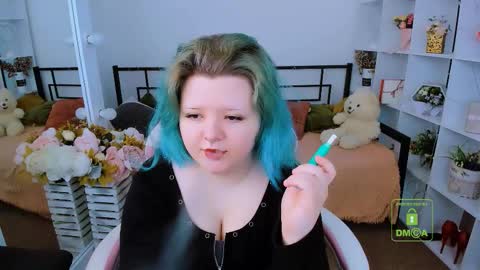 Snapshot of lunaar_ chatting on 4, 3, 2026 Luna online show from 4, 3, 2026