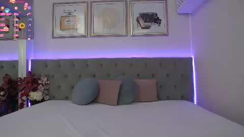 Snapshot of lunababe_ chatting on 6, 8, 2026 lunababe_ online show from 6, 8, 2026