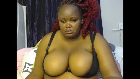 lunabloom01 online show from 7, 1, 2026