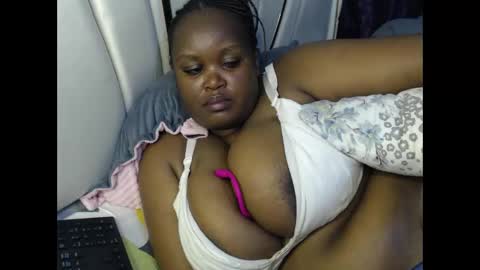 lunabloom01 online show from 21, 3, 2026