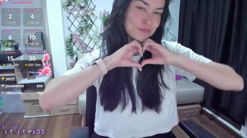 Luna online show from 8, 3, 2025