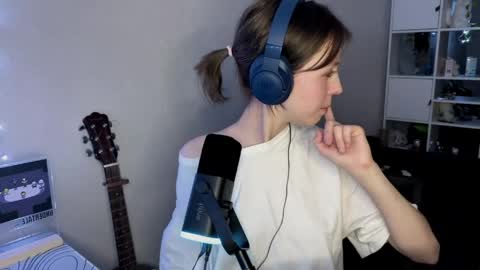 Snapshot of lunagorgon chatting on 5, 4, 2026 luna online show from 5, 4, 2026