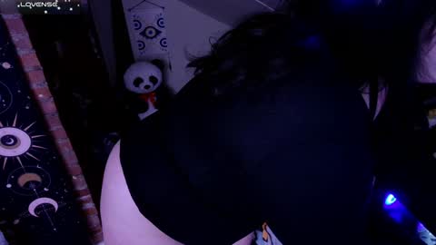 Luna online show from 22, 1, 2025