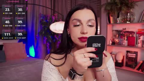Snapshot of lunanight_ chatting on 11, 1, 2025 Luna  next streams Mon Fri Sat Sun 8pm-5am gmt0 online show from 11, 1, 2025