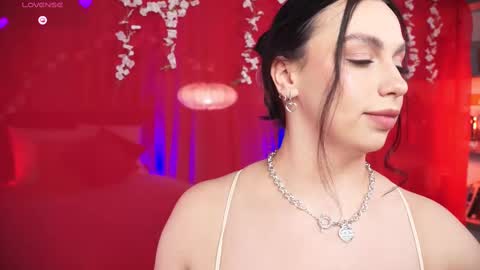 Snapshot of lunanight_ chatting on 23, 2, 2025 Luna  next streams Mon Fri Sat Sun 8pm-5am gmt0 online show from 23, 2, 2025