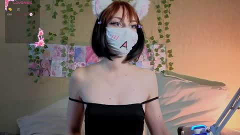 Snapshot of lunanyanmi chatting on 13, 5, 2026 Luna online show from 13, 5, 2026
