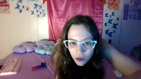Snapshot of lunaquinn45 chatting on 24, 10, 2025 lunaquinn45 online show from 24, 10, 2025