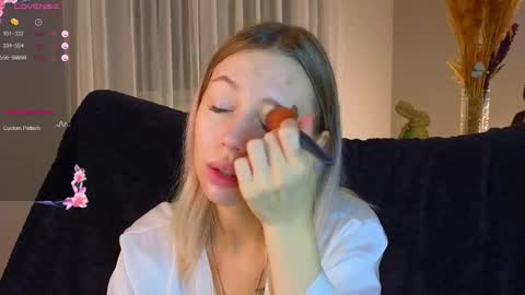 Kelly online show from 23, 11, 2025