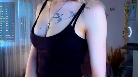 Kelly online show from 8, 5, 2026