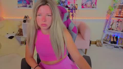 Luna Rishi online show from 30, 7, 2026