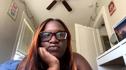 Snapshot of lunarnoelle chatting on 17, 3, 2026 lunarnoelle online show from 17, 3, 2026