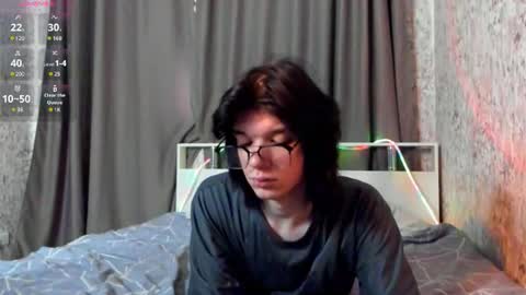 Snapshot of lunaroffset chatting on 22, 7, 2026 Matthew online show from 22, 7, 2026