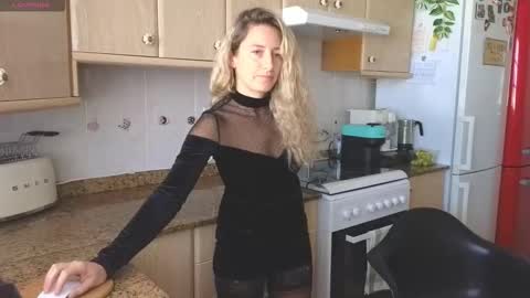  Luna online show from 15, 2, 2026