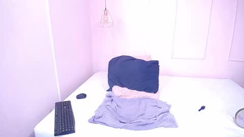 Snapshot of lunasweet_18 chatting on 5, 3, 2026 Luna online show from 5, 3, 2026