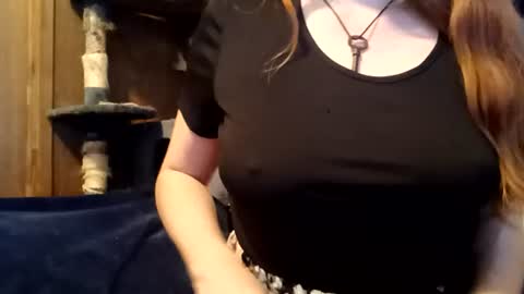 lunathepoet online show from 15, 7, 2026
